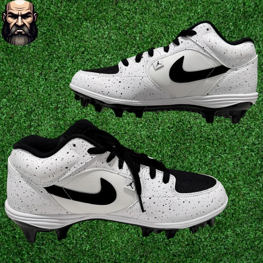 Jordan Stadium 90 Low TD White Speckle Football Cleats HQ0210-100 Men's Size 11